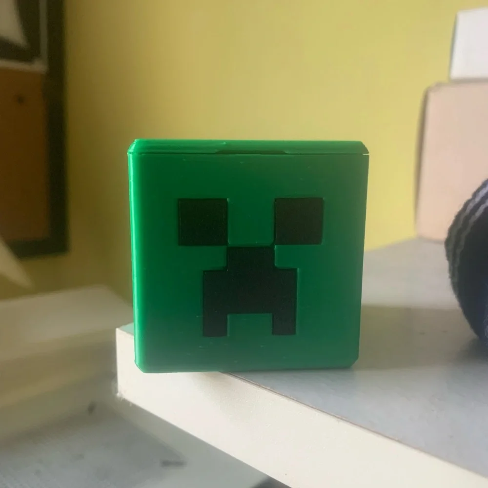 MineCraft Green Creeper Switch Game Holder Case Storage